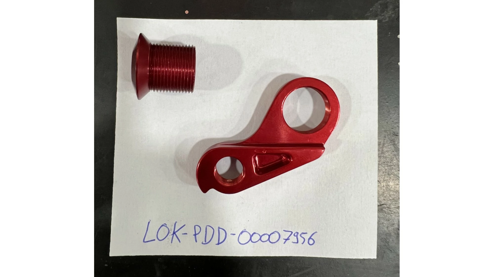 PATTE DE DERAILLEUR 1T LOOK