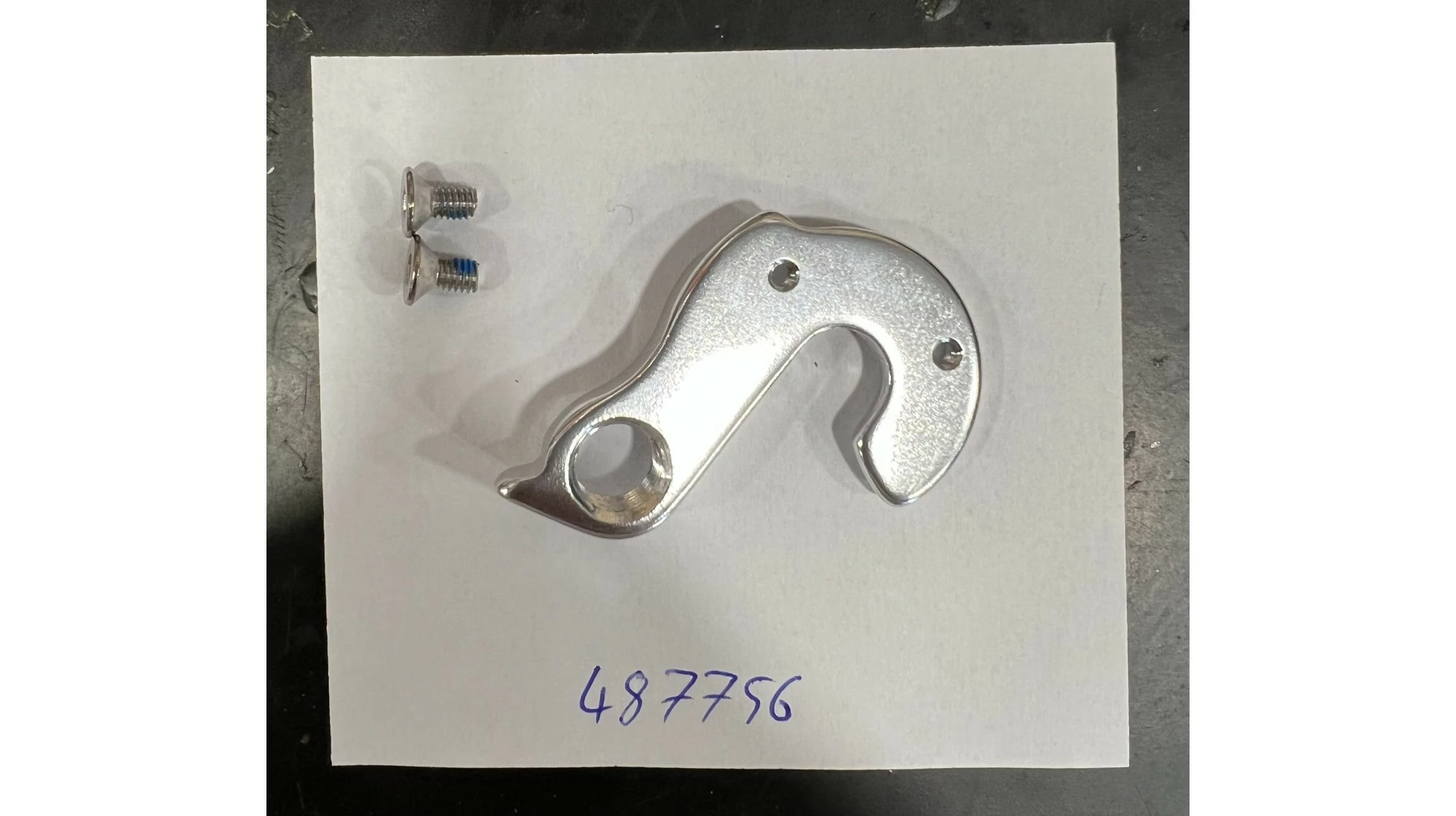 PATTE DE DERAILLEUR 2T