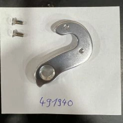 PATTE DE DERAILLEUR 2T TREK MADONE